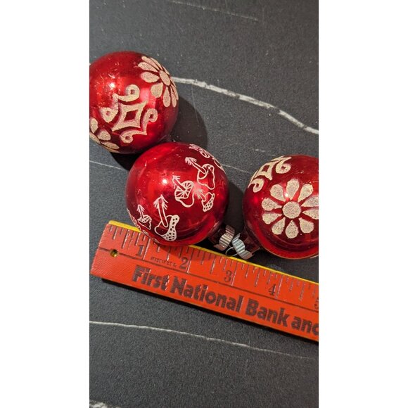 Shiny Brite Red Glass Christmas Ornaments Set Of 3 USA Made 2" Vintage Glitter - Picture 4 of 5